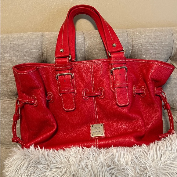 Dooney & Bourke Red Leather Bag EUC. Looks new!!!  Inside is perfect CLEAN - Picture 7 of 14